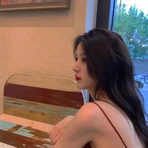 红头发的阿里比